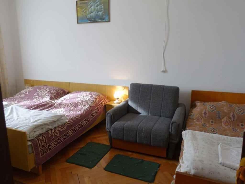 Apartment In Omisalj - Insel Krk 39736 Exterior photo